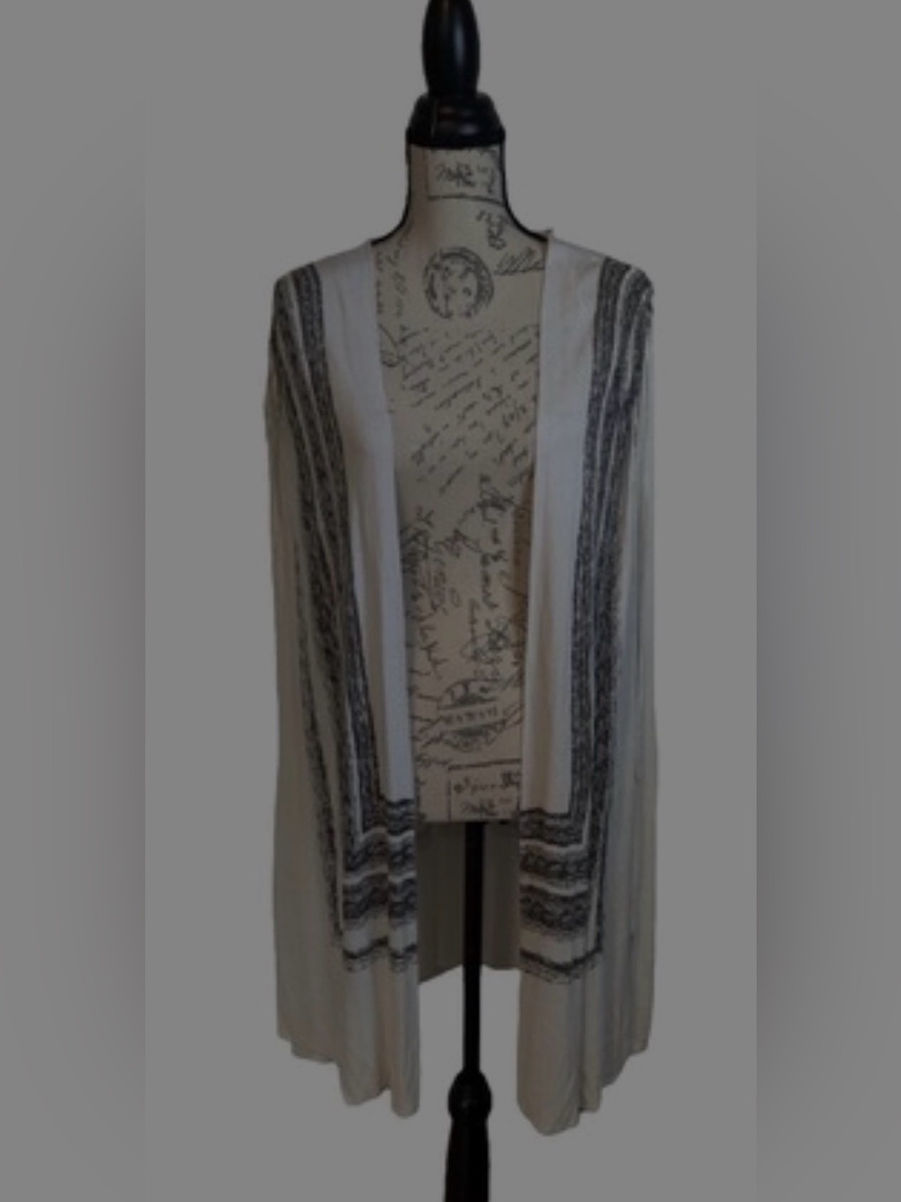 Splendid White Ribbed Knit Poncho - Picture 3 of 12